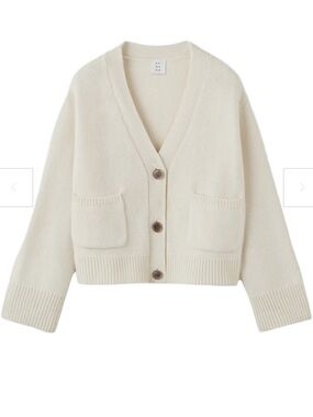 Almada Beja Cream V-Neck Button Cardigan Sweater